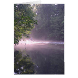 Pesca con tarjeta en blanco al atardecer