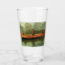 Pesca de una canoa (pescadores en barco de madera)