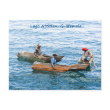 Pescadores de Lago Atitlán en la postal del lago