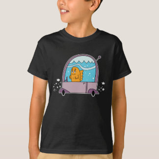 Pescados que conducen un coche - la camiseta del