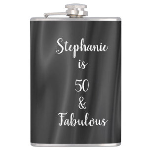 Petaca 50 y fabuloso estilo satinado elegante negro y bla