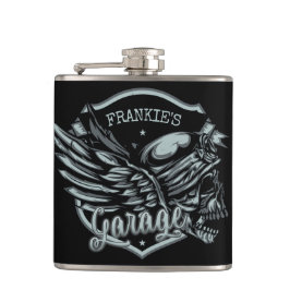 Petaca Alas de cráneo de motociclista personalizadas NAME