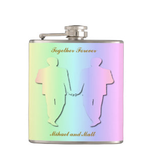 Petaca Arco iris en colores pastel que casa Hipflask para