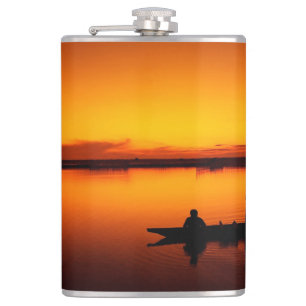 Petaca Atardecer, Silueta de Barco Remolino-16497