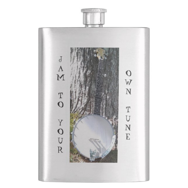 Petaca Banjo que descansa contra un árbol (Anverso)