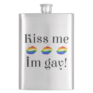 Petaca Bésame, soy gay (letras negras)