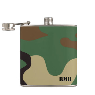 Petaca Camo Monogrammed