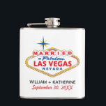 Petaca CASADO EN regalo nupcial del fiesta del frasco de<br><div class="desc">¡Perfeccione para los regalos de los padrinos de boda y de las damas de honor! Si usted necesita un diverso esquema de color no mostrado en mi shoppe,  no dude en al contacto con mi shoppe,  y me puede modificar los colores para requisitos particulares para caber sus necesidades.</div>