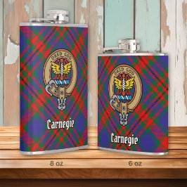 Petaca Clan Carnegie Escudo sobre Tartán