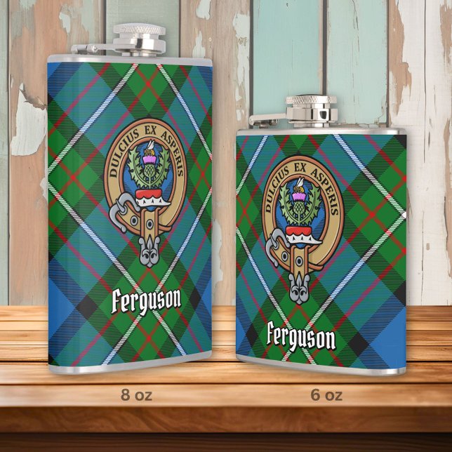 Petaca Clan Ferguson Escudo sobre Tartán (Subido por el creador)