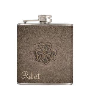 Petaca Clásico cuero afortunado shamrock personalizado