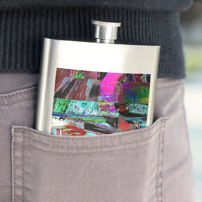 Petaca Classic Flask – Neon Pulse (In Situ)