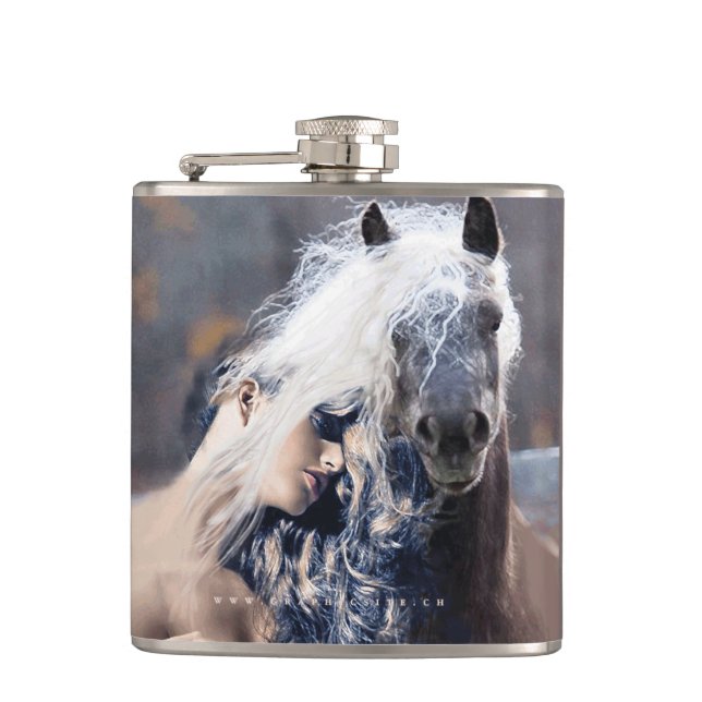 Petaca Closeness - Flask (Anverso)