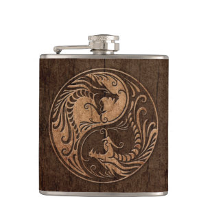 Petaca Dragones de Yin Yang con el efecto de madera del