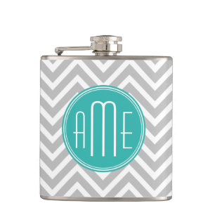 Petaca Elegante Monograma Moderno Gris Chevron y Menta