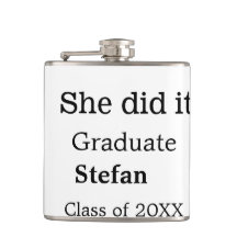 Ella lo hizo graduada clase de nombres agregados d