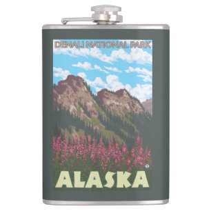 Petaca Fireweed y montañas - parque nacional de Denali,