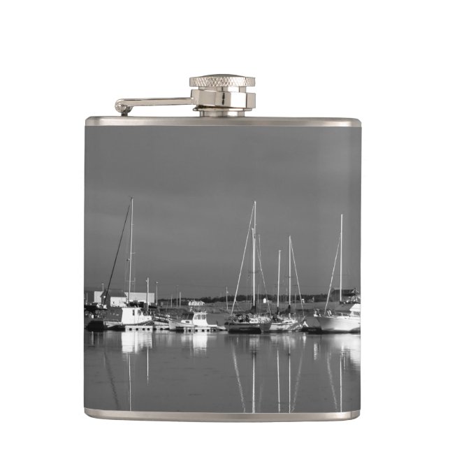 Petaca fotografía blanco y negro, barcos (Anverso)