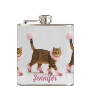 Petaca Gato con estilo en tacones rosas y glamour esponjo