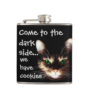 Petaca Gatos de Badass - "el lado oscuro tiene galletas "