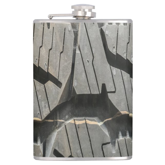 Petaca Grandes neumáticos viejos para automóviles Black R (Anverso)