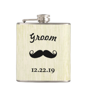 Petaca Groom Flask Mustache