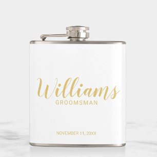 Petaca Groomsmen personalizados de oro con guión moderno