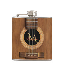 Guitarra acústica de madera caliente