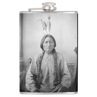 Petaca Icono Americano Nativo: Líder Lakota Toro Sentado