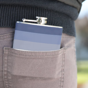 Petaca La bandera del orgullo de SlipperyJoe's Butch Lesb