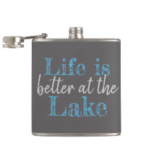 LA VIDA NÁUTICA ES MEJOR EN EL LAGO |