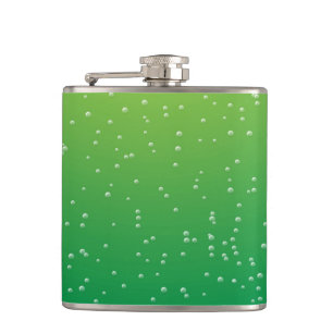 Petaca Lime Soda con pequeñas burbujas fondo arte