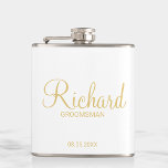Petaca Moderno guión Gold Personalizado Groomsman<br><div class="desc">Regalos Groomsman personalizados de oro moderno con el nombre de un groomman personalizado en estilo de letra de escritura moderna de oro con título y fecha boda en estilo de letra sans serif moderno. También perfecto para el mejor hombre, padre de la novia, dama de honor, madre de la novia...</div>