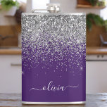 Petaca Monograma de Girly Glam Purpurina de Plata Púrpura<br><div class="desc">El Purpurina de espuma plateada y morada se cepilló el nombre Metalizado del monograma y el matraz inicial del Fiesta. Esto hace que el dulce perfecto cumpleaños 16, boda, ducha de novia, aniversario, ducha de bebé o fiesta de soltera sea regalo para alguien que ama el lujo glam y los...</div>