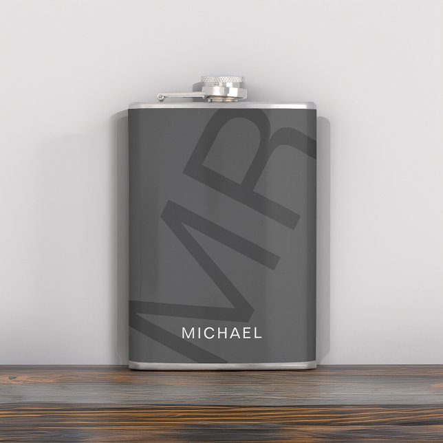 Petaca Monograma Gris Personalizado Moderno (Modern Bold Typography Monogrammed Flask by MINTIC DESIGN STUDIO)