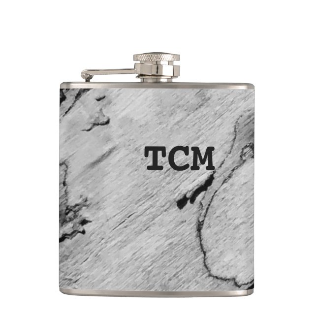 Petaca Monograma sobre madera en blanco y negro (Anverso)