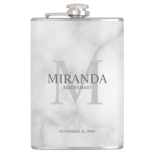 Petaca Monograma y nombre de la dama de honor personaliza