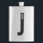 Petaca Monograma y nombre modernos en negrita personaliza<br><div class="desc">Diseño de monograma moderno con letra de monograma personalizada "J" y nombre en estilo de fuente sans serif negrita moderna.

Regalo perfecto para él,  regalo del día del padre,  regalo para los padrinos y más.</div>