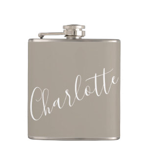 Petaca Nombre Personalizado Escritura Minimalista Taupe M