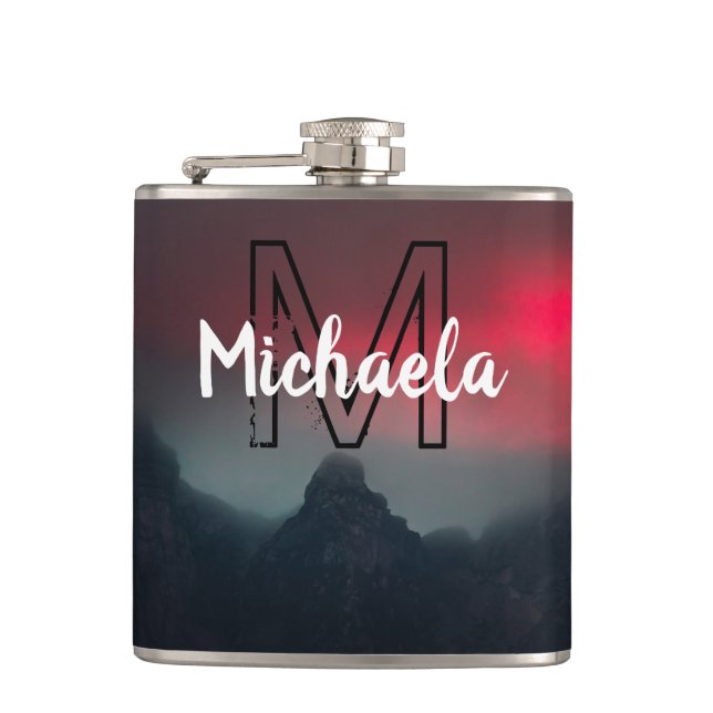 Petaca Nubes quemadas, niebla y montañas monograma en el  (Anverso)