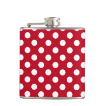 Pos de polka blanca sobre rojo