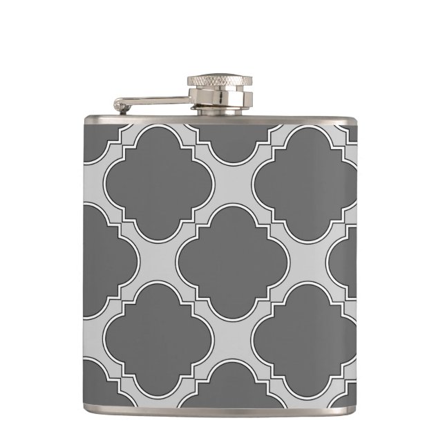 Petaca Quatrefoil en tonos grises (Anverso)