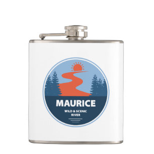 Petaca Río Salvaje Y Escenario Maurice