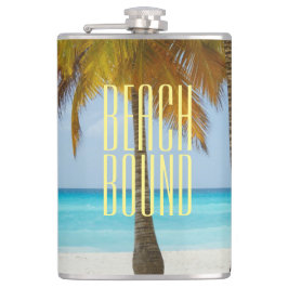 Petaca Rodeado De Playa Tropical