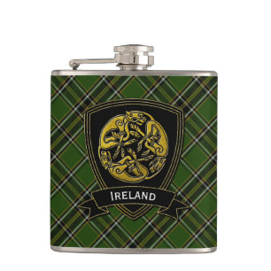 Petaca Símbolo irlandés del Celtic de la tela escocesa