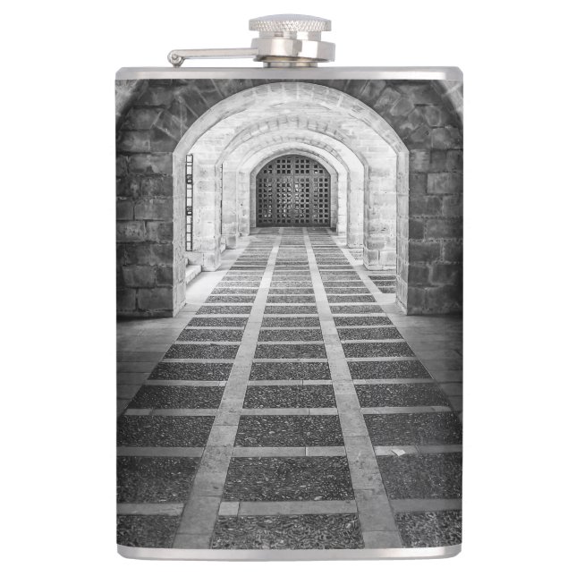 Petaca Simetría en blanco y negro (Anverso)