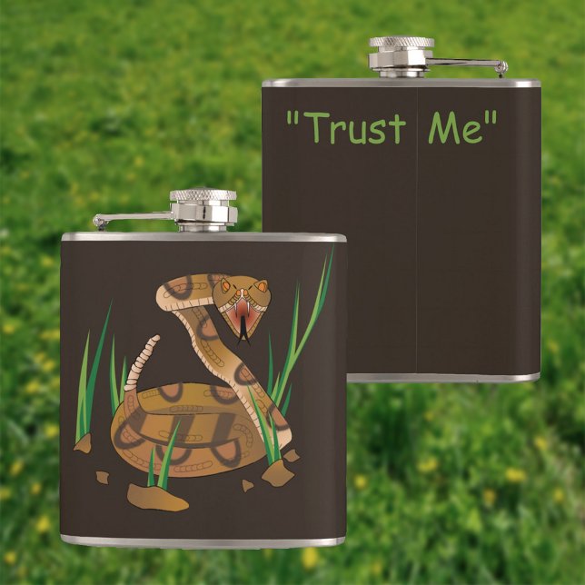 Petaca Snake in the Grass Flask (Subido por el creador)