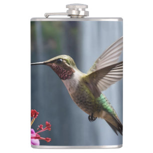 Petaca "Susurros de la naturaleza: Hummingbird, cascada
