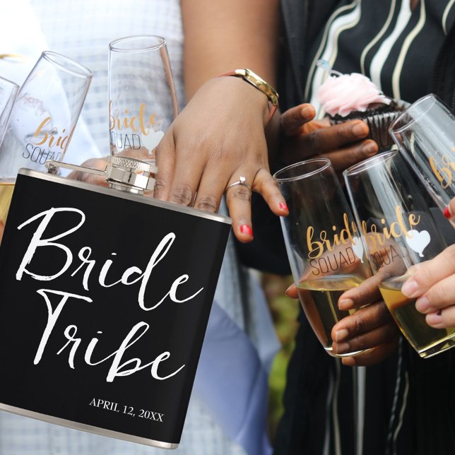 Petaca Tribu de novias moderna y simple negro y blanco (Subido por el creador)
