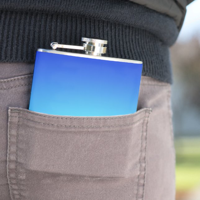 Petaca Vinyl Wrapped Flask (In Situ)